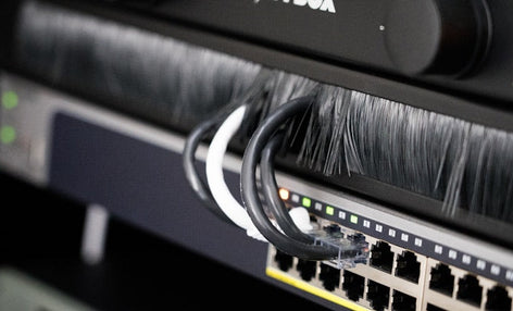 Claude Code Có Skills Marketplace Rồi: Hướng Dẫn Bắt Đầu Cho Người Mới Hoàn Toàn